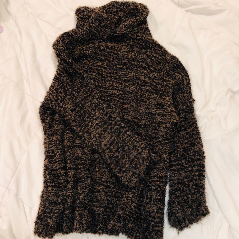 Cute Brown Free People Turtleneck !